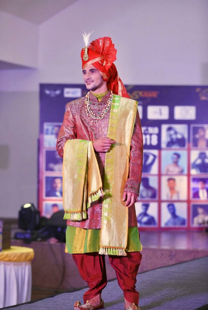 36300517_1716045758444850_7146616630385049600_n